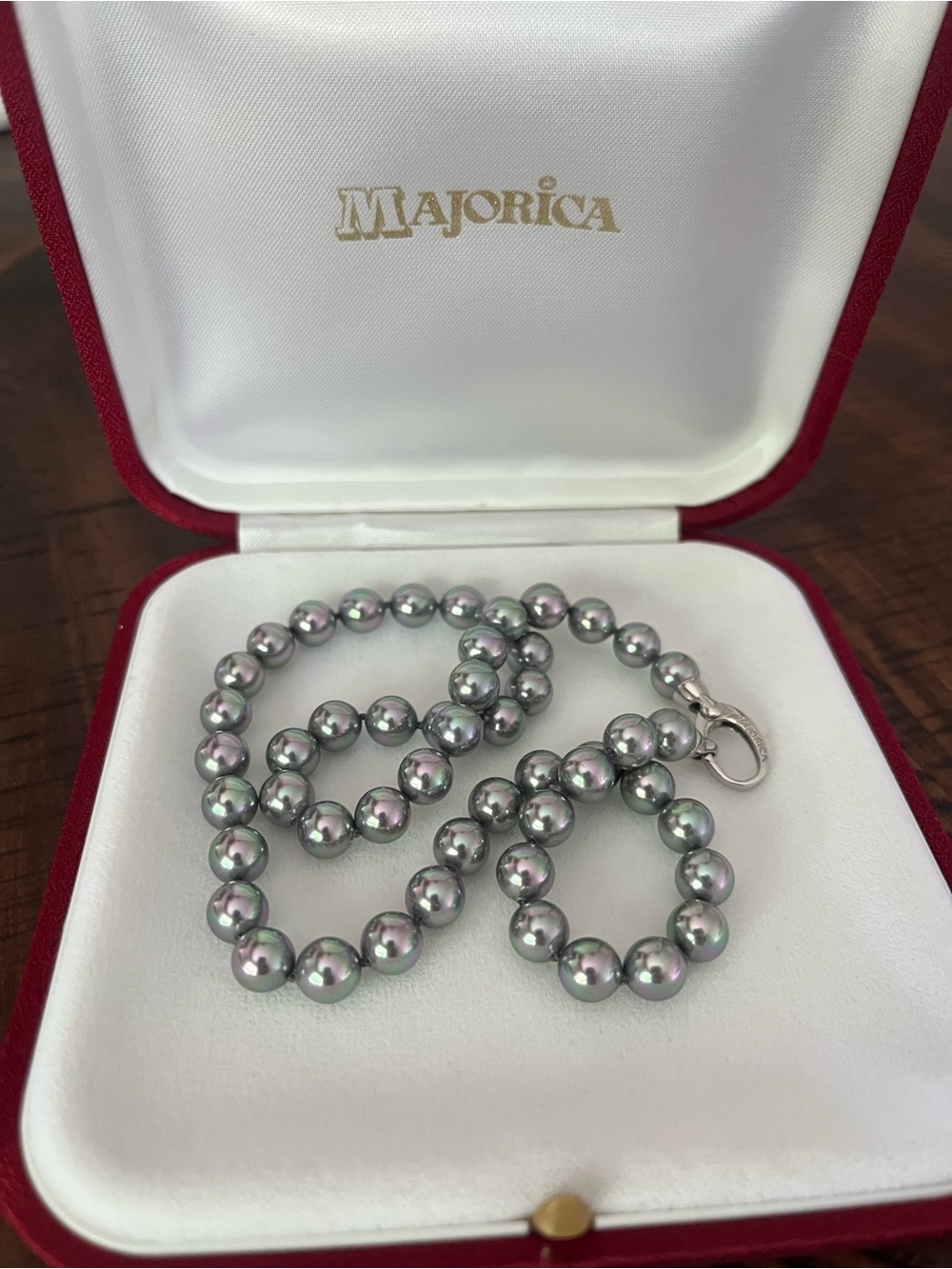 Majorica Gray Tahitian Peacock Style Pearls 18” Classic Sterling Silver Clasp